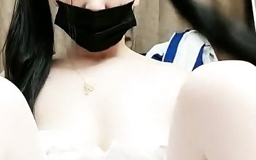 Horny amateur asian teen girl toying her pussy on cam